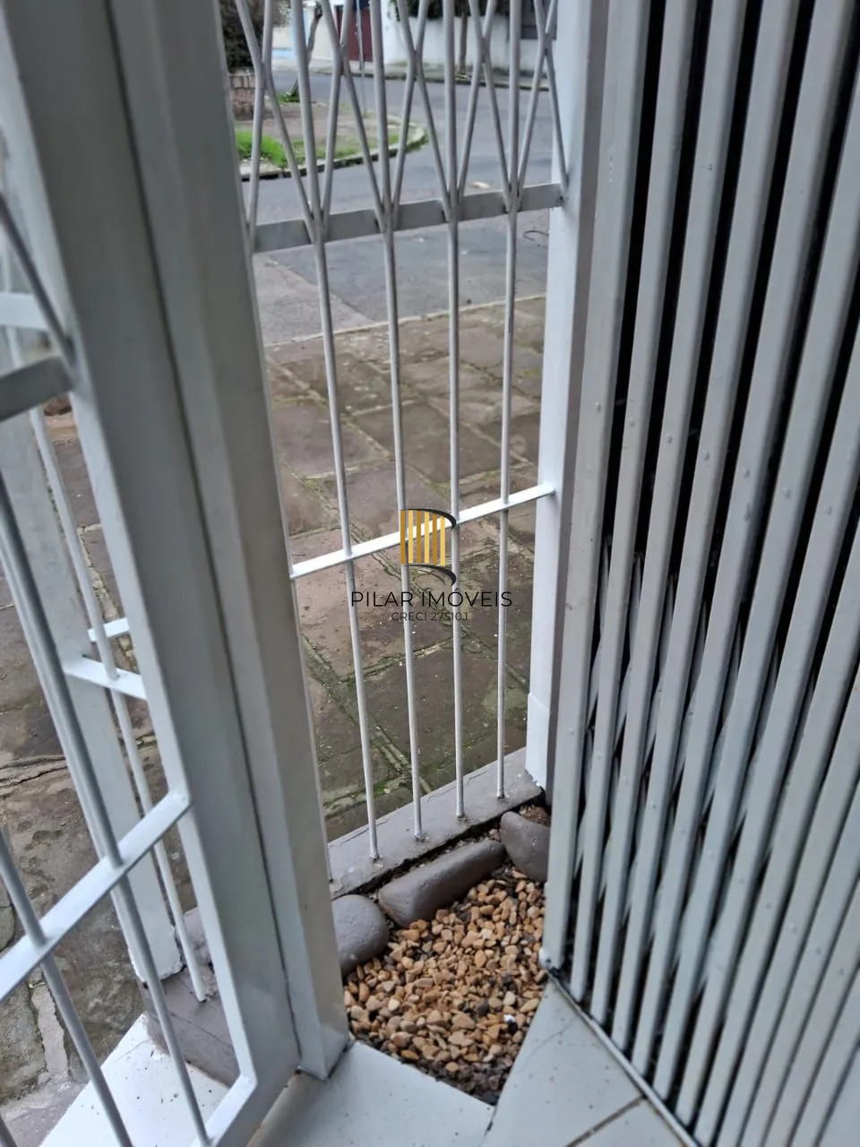 Casa para Venda - 132m², 3 dormitórios, sendo 1 suites, 3 vagas - Medianeira