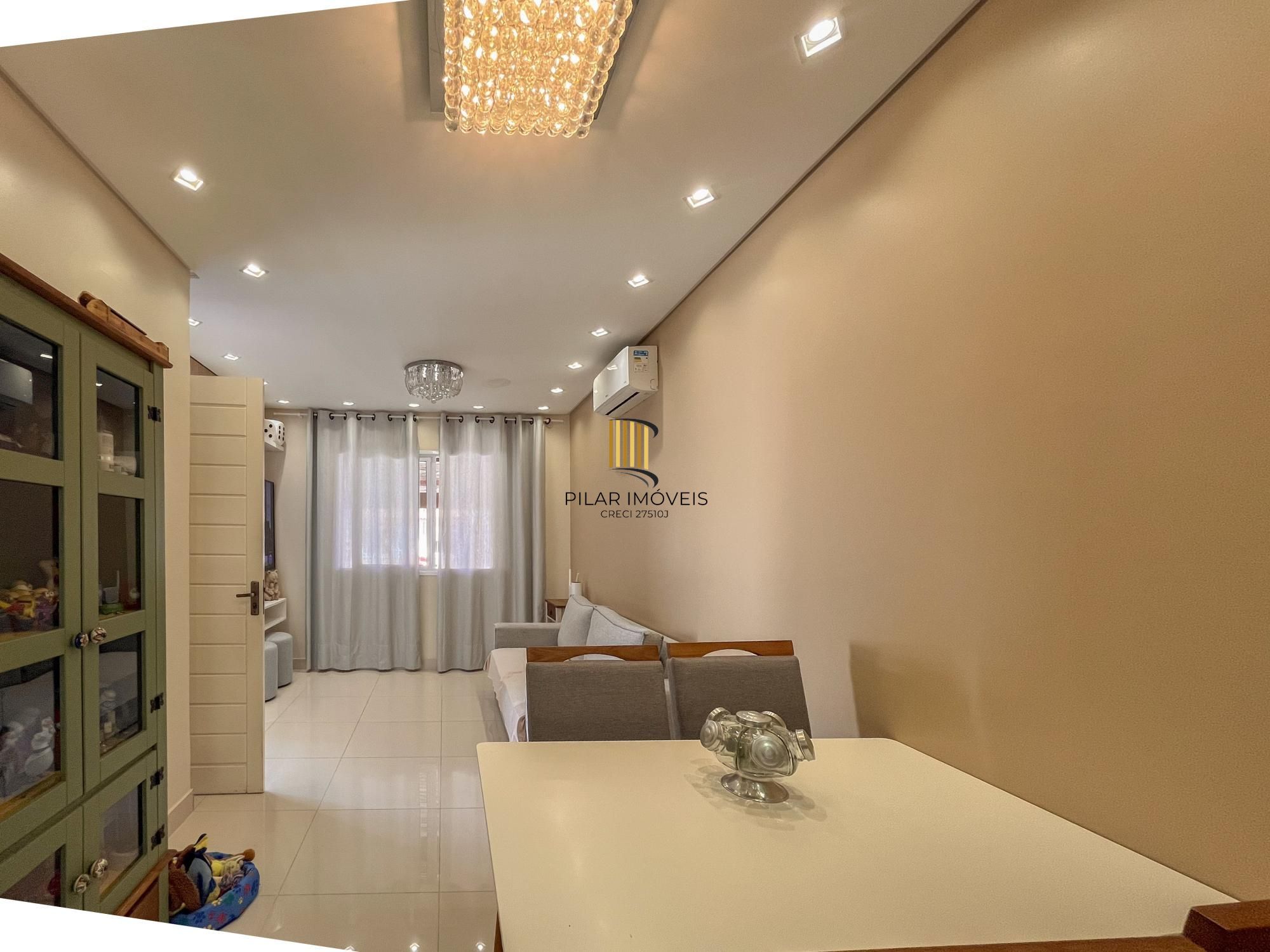 Casa em condomínio com 03 dormitórios no Alta Vista