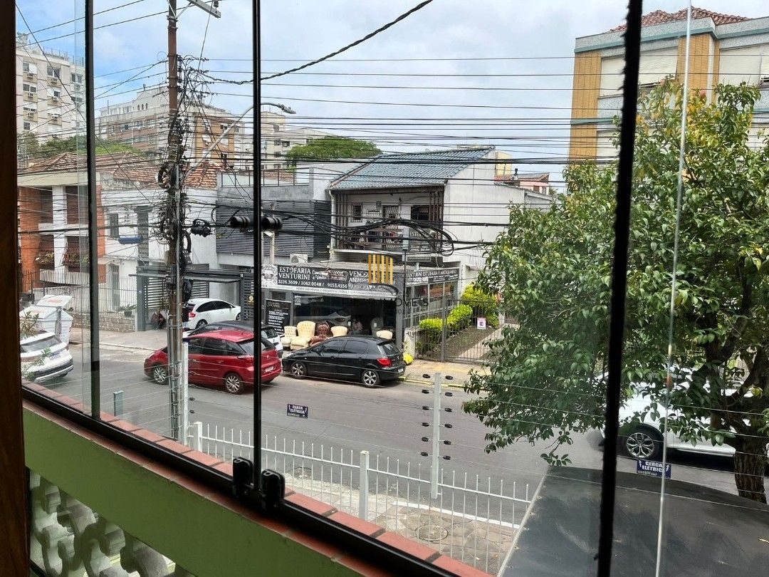 Apto a venda Rio Branco  2 Dormitórios / Proximo ao Hospital de Clinicas