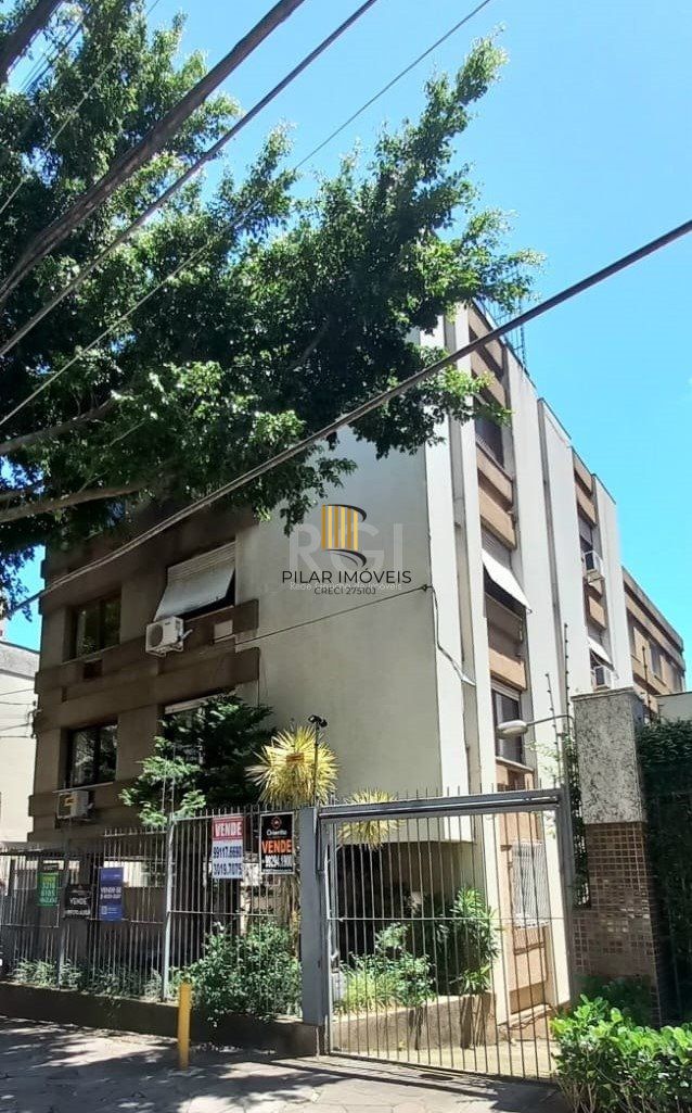 Cobertura para Venda - 100.94m², 3 dormitórios, sendo 1 suites, 2 vagas - Petrópolis