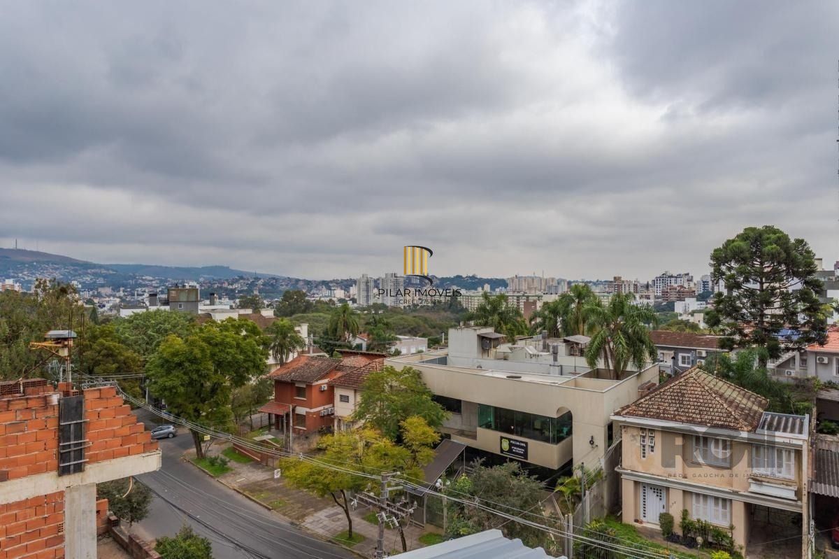 Cobertura 3 dormitórios no bairro Petrópolis