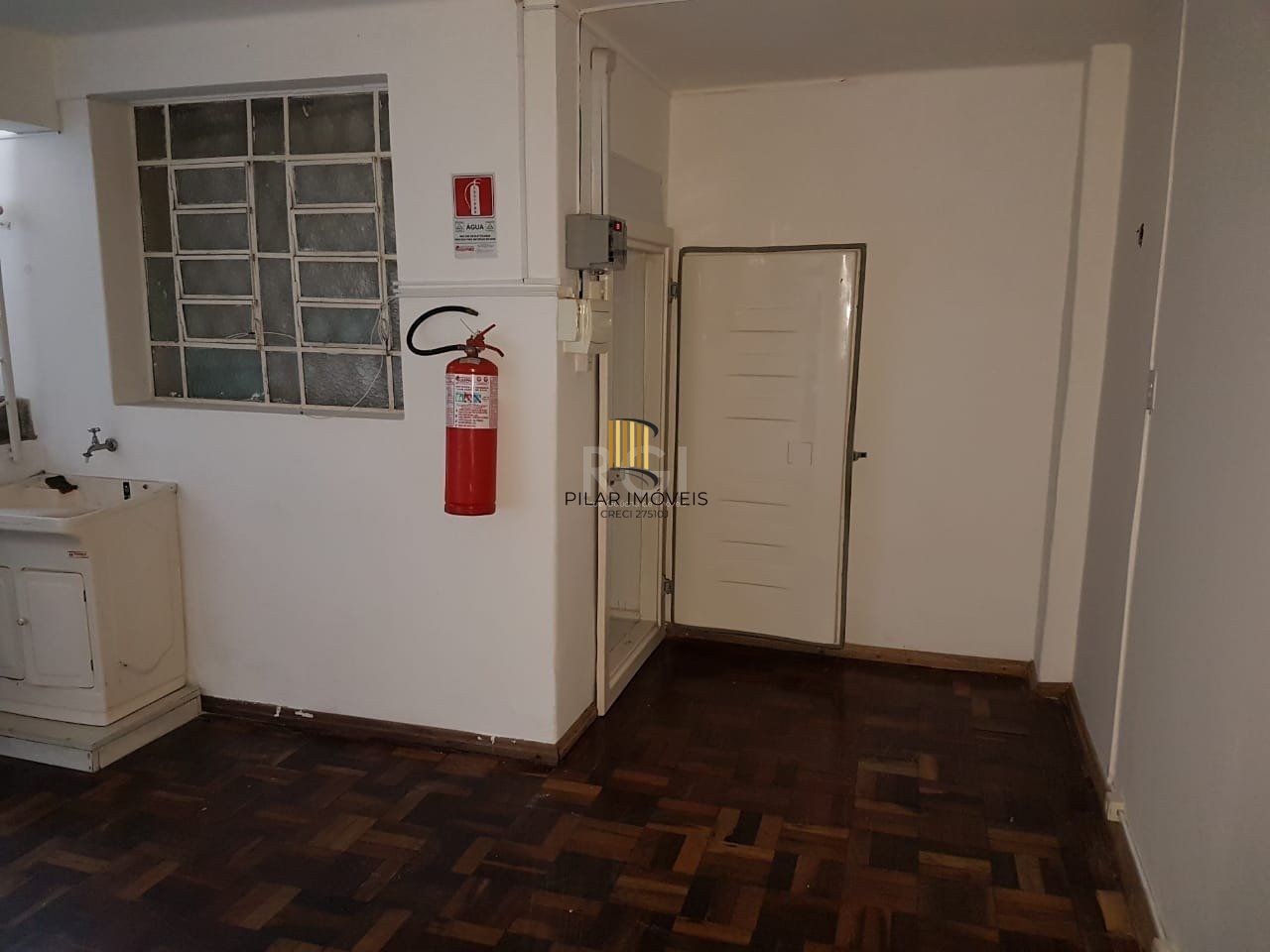 Loja para Venda - 93m², 0 dormitórios, Protásio Alves