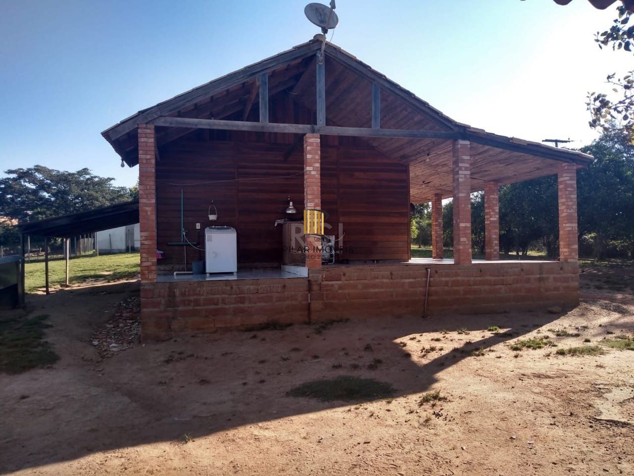 Sítio para Venda - 500m², 2 dormitórios, Krahe