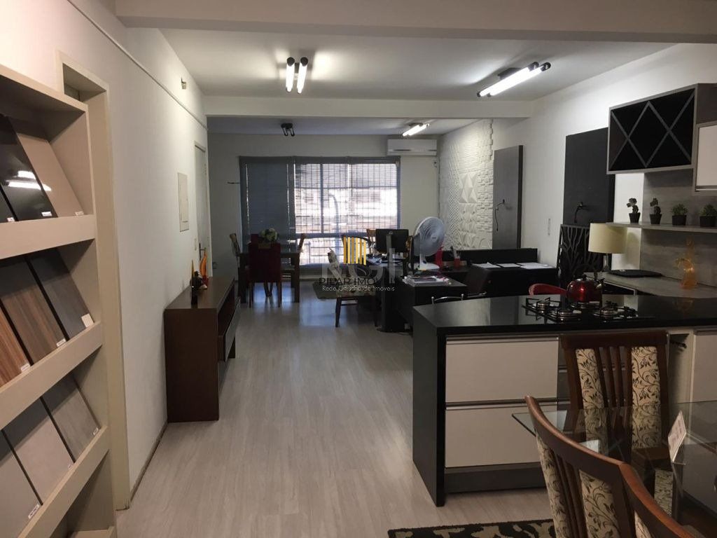 Predio para Venda - 147.49m², 0 dormitórios, 2 vagas - São João