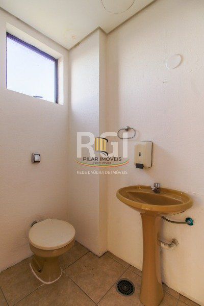 Conjunto/Sala para Venda - 50m², 0 dormitórios, 1 vaga - São João