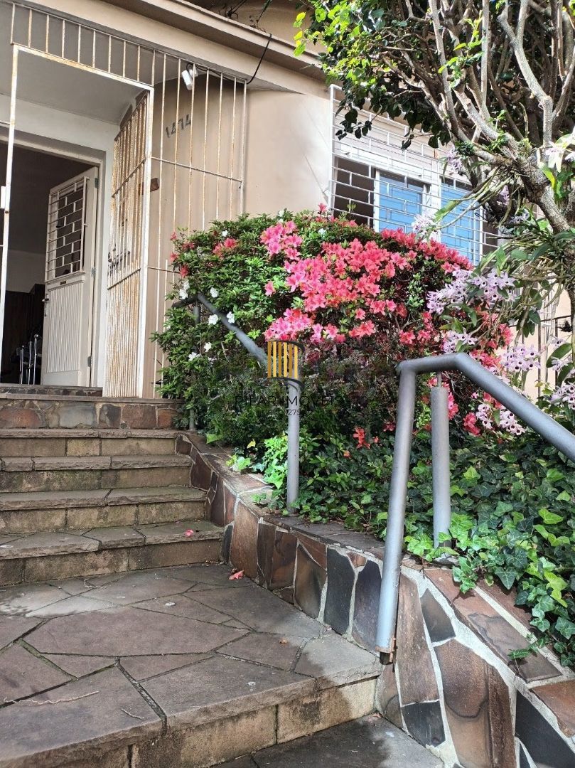 Casa a venda Bairro Higienópolis / 2 dorm / 2 vagas - Pilar Imóveis