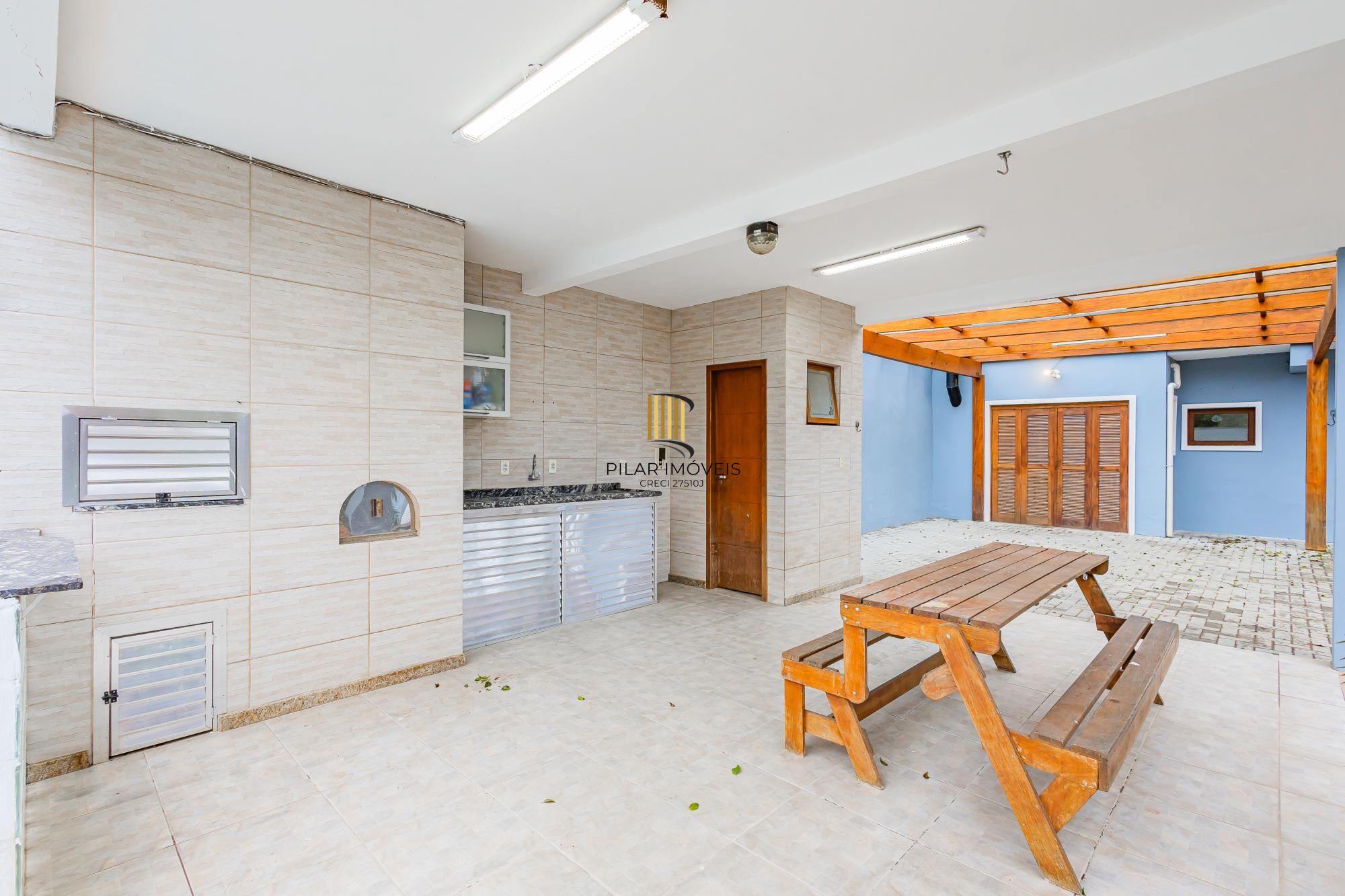 Casa 4 quartos/suite/banheira/piscina/Canoas