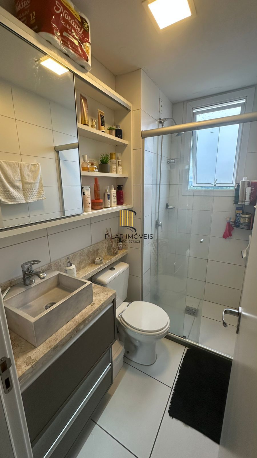 Apartamento mobiliado/ 2 dormitorios/ Centro Canoas/