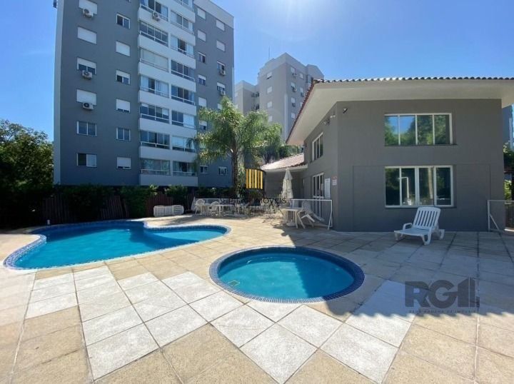 Apartamento 2 dormitórios no bairro Cavalhada
