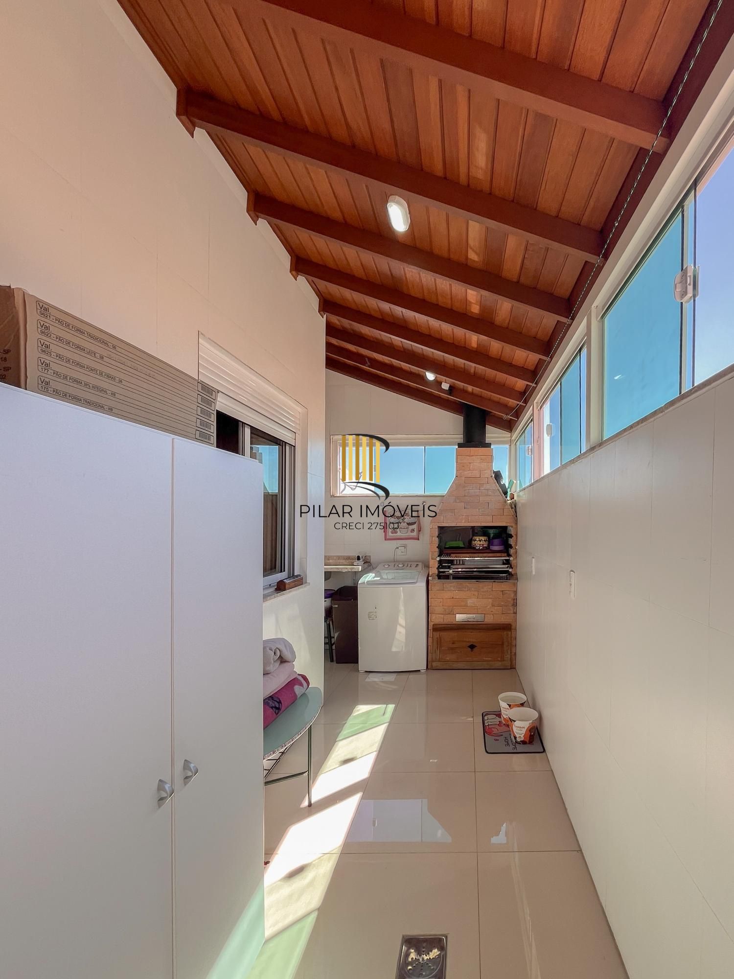 Casa em condomínio com 03 dormitórios no Alta Vista