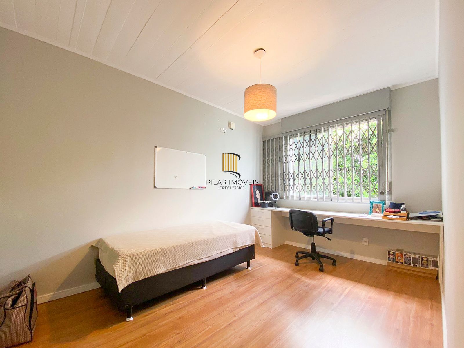 Casa / 4 Quartos / 1 Suíte / Churrasqueira / Jardim Itu Sabará / Porto Alegre / RS