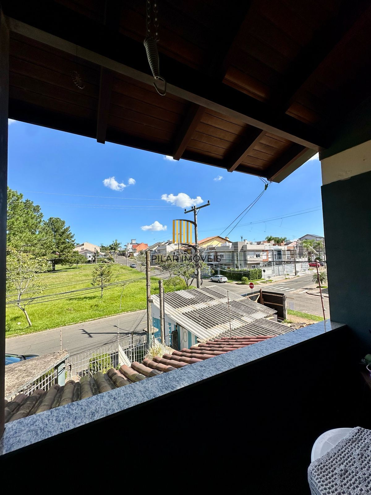 Sobrado 4 dormitórios, 256m2 no Nossa Sra. das Graças