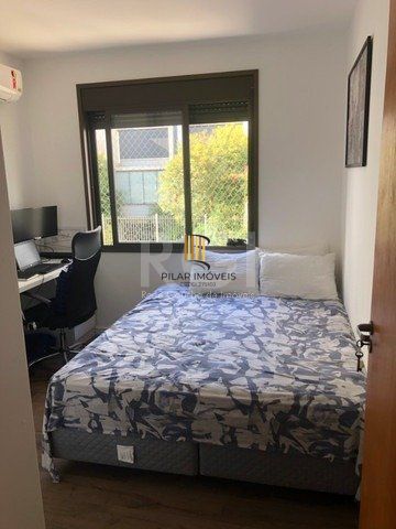 Apartamento para Venda - 82m², 2 dormitórios, sendo 1 suites, 2 vagas - Petrópolis