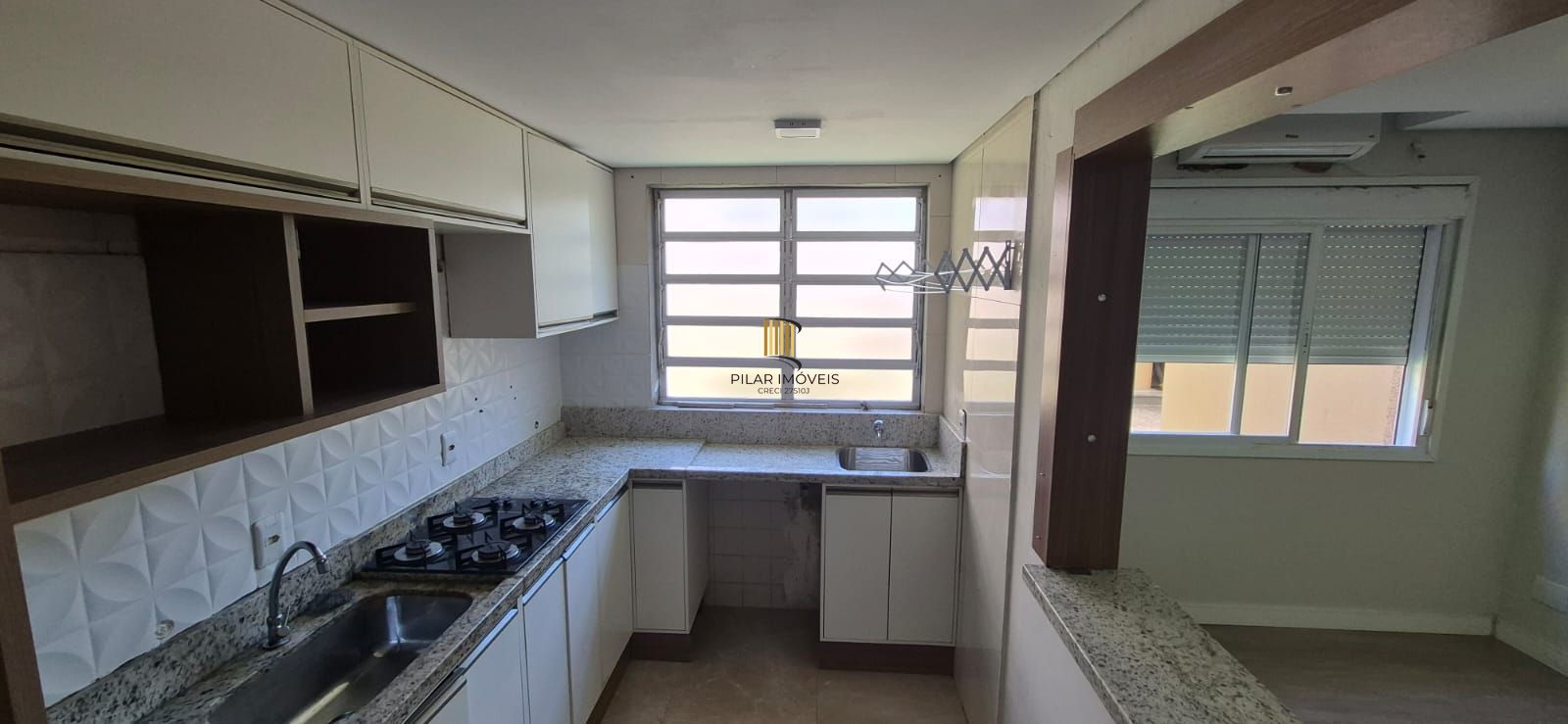 Apartamento 2 Dormiótios / Cond. fechado/ piscina/ excelente localização