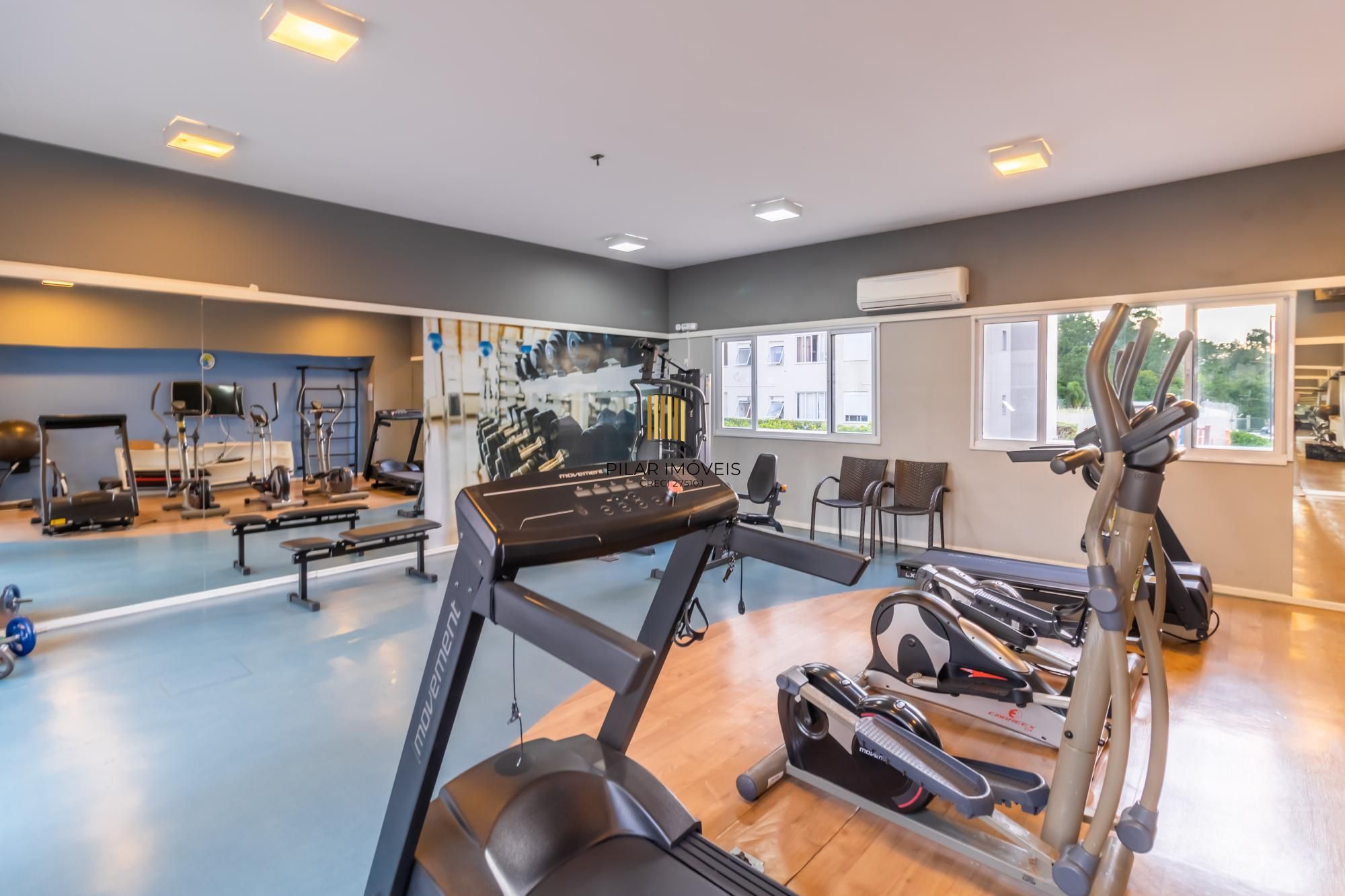 Apartamento / 2 Dormitórios / 1 Vaga / Mobiliado / Jardim Itu / Porto Alegre / RS