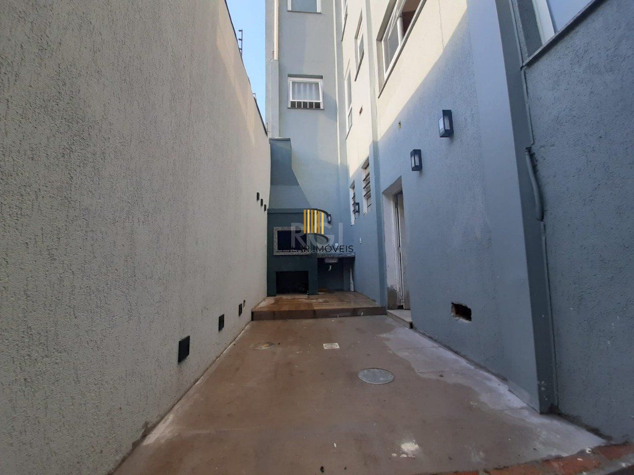 Predio para Venda - 0m², 0 dormitórios, 5 vagas - Cidade Baixa