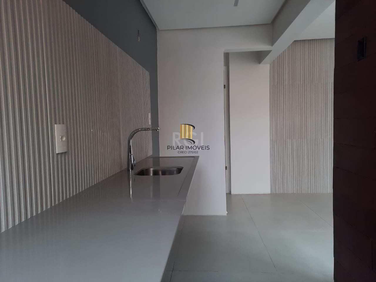 Apartamento para Venda - 43.76m², 1 dormitório, sendo 1 suites, 1 vaga - Boa Vista