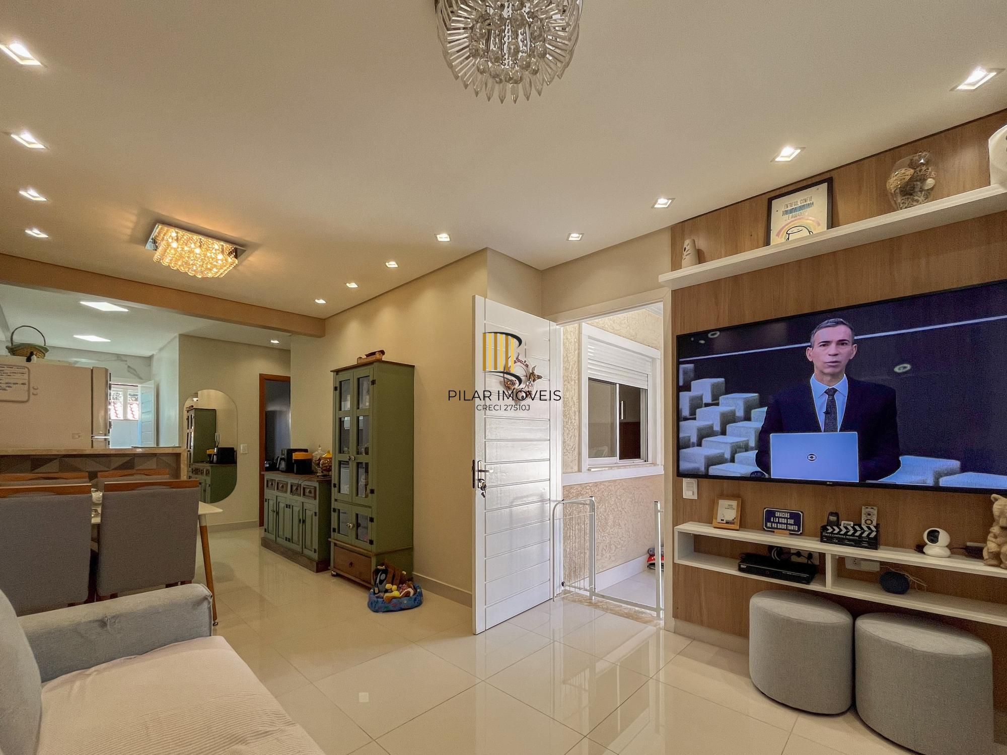 Casa em condomínio com 03 dormitórios no Alta Vista