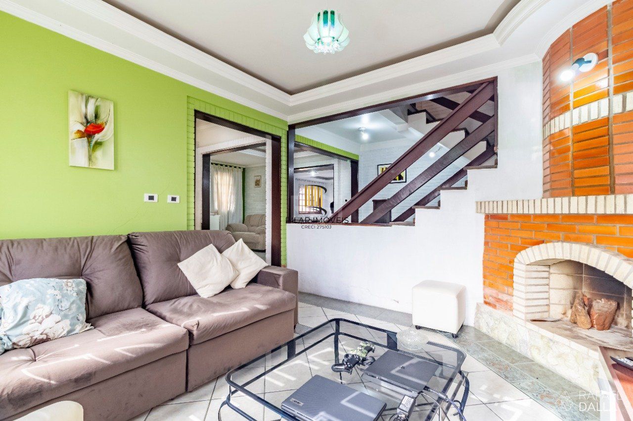 Casa para Venda - 574m², 3 dormitórios, sendo 2 suites, 8 vagas - Jardim Planalto