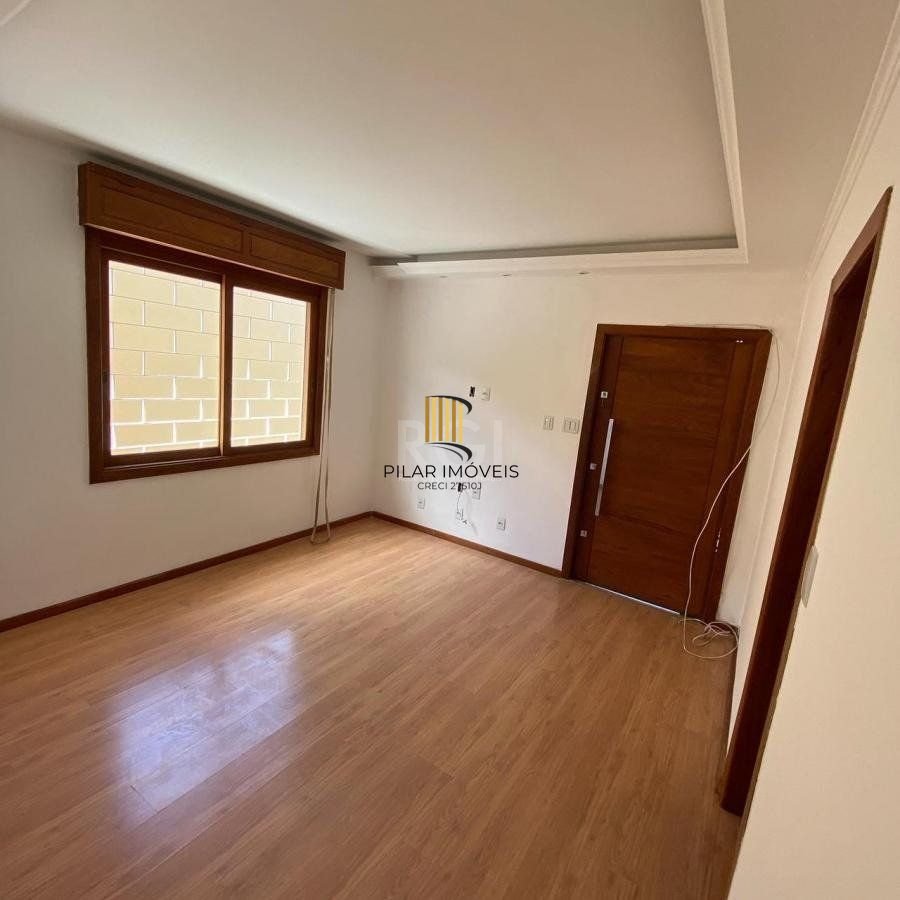 Casa para Venda - 140m², 3 dormitórios, 3 vagas - Rubem Berta