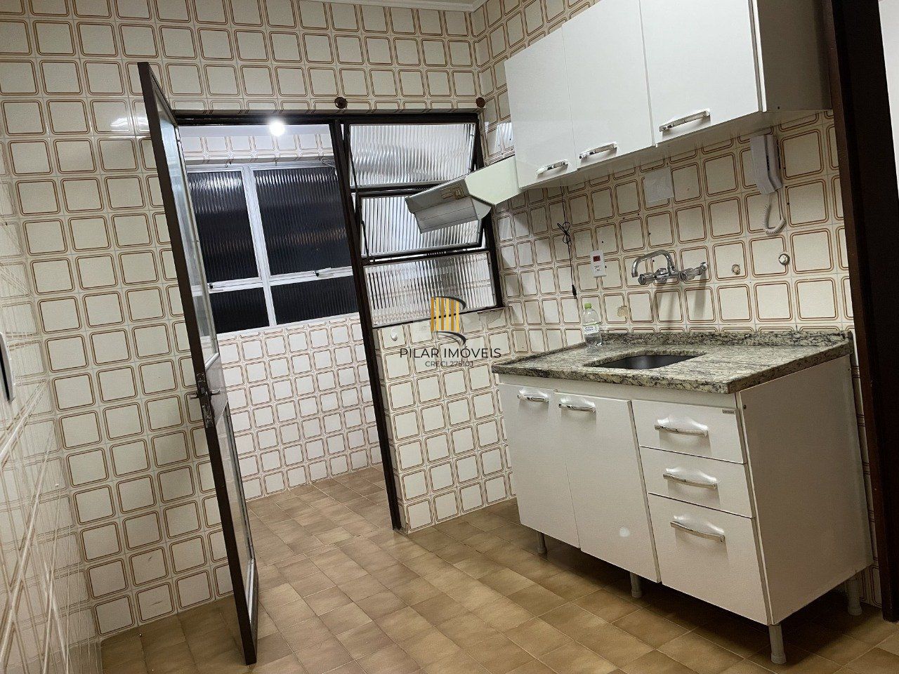 Apartamento para Venda - 87m², 3 dormitórios, Floresta