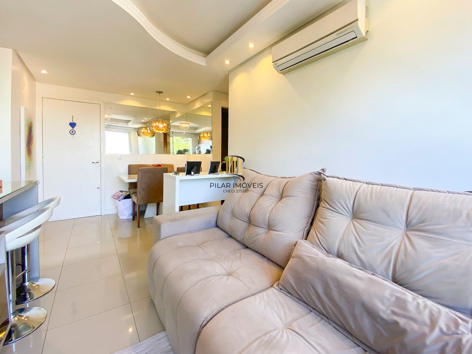 Apartamento / 2 Dormitórios / 1 Vaga / Semi mobiliado / Jardim Itu / Porto Alegre / RS