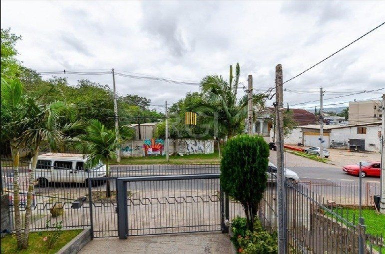Casa 3 dormitórios no bairro Sarandi