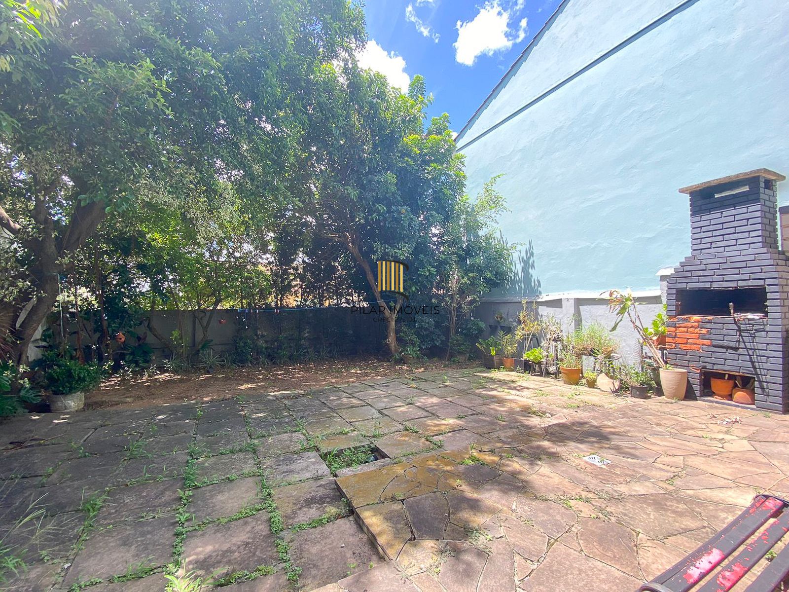 Casa / 4 Quartos / 1 Suíte / Churrasqueira / Jardim Itu Sabará / Porto Alegre / RS