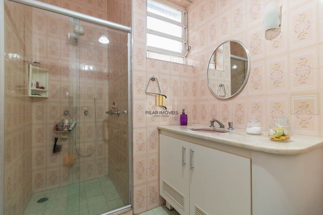 Casa para Venda - 203m², 3 dormitórios, sendo 1 suites, 2 vagas - Santa Tereza
