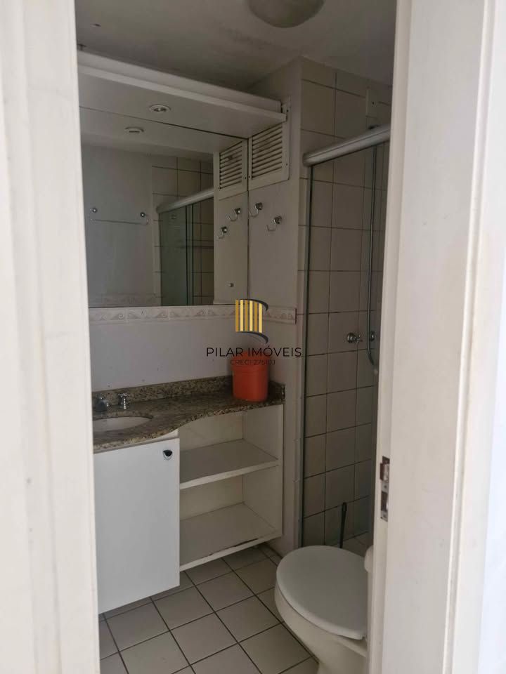 Apartamento Um dormitório/ vaga coberta/Menino Deus