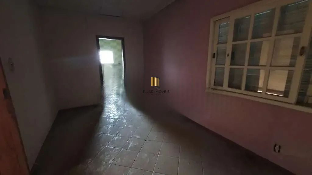 Casa a venda no Bairro Cristo Redentor / 1 Dorm.