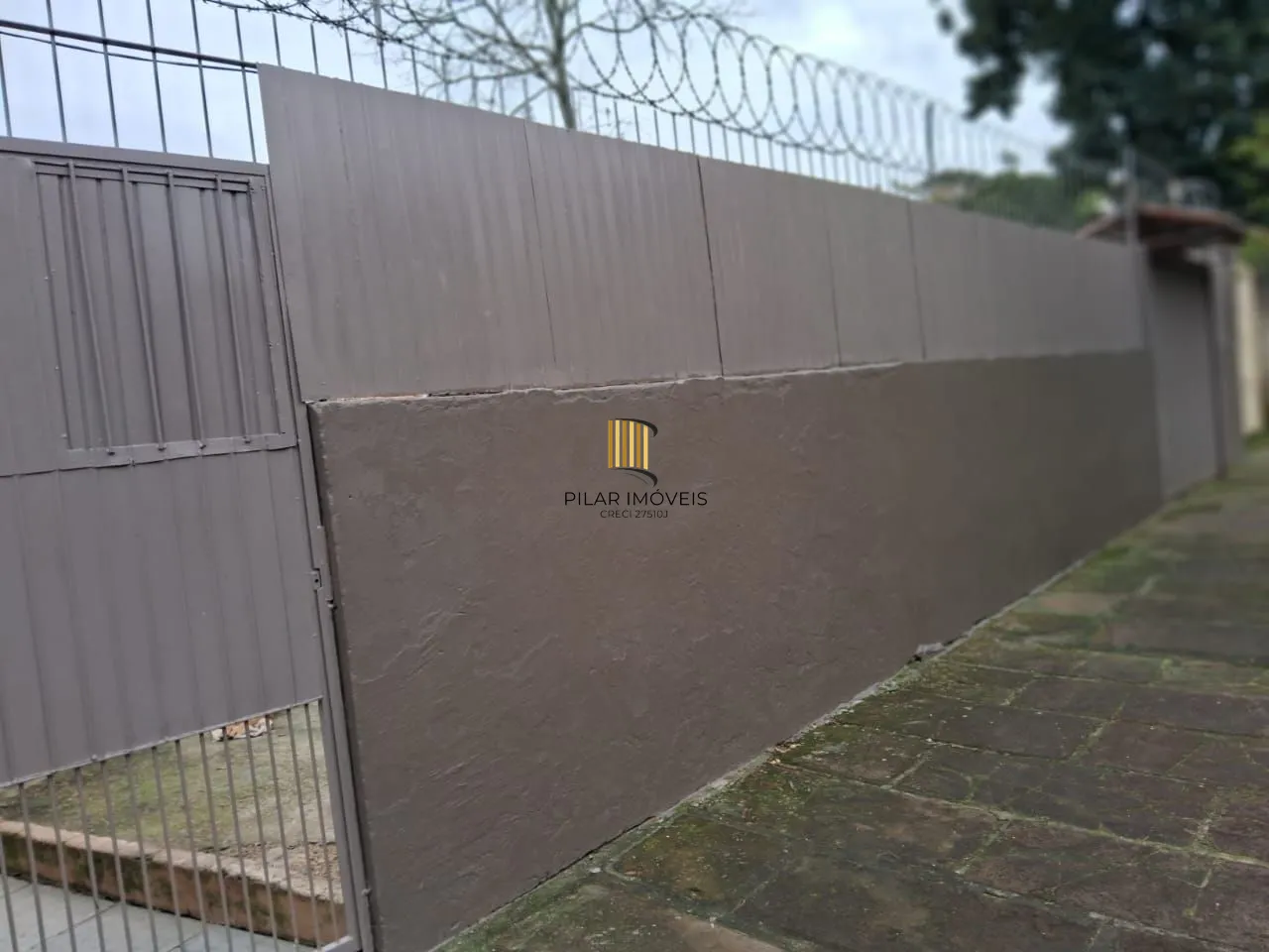 Casa para Venda - 132m², 3 dormitórios, sendo 1 suites, 3 vagas - Medianeira