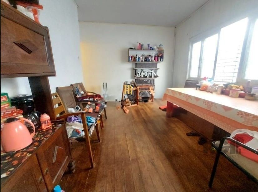 Casa 2 dormitórios no bairro Santana
