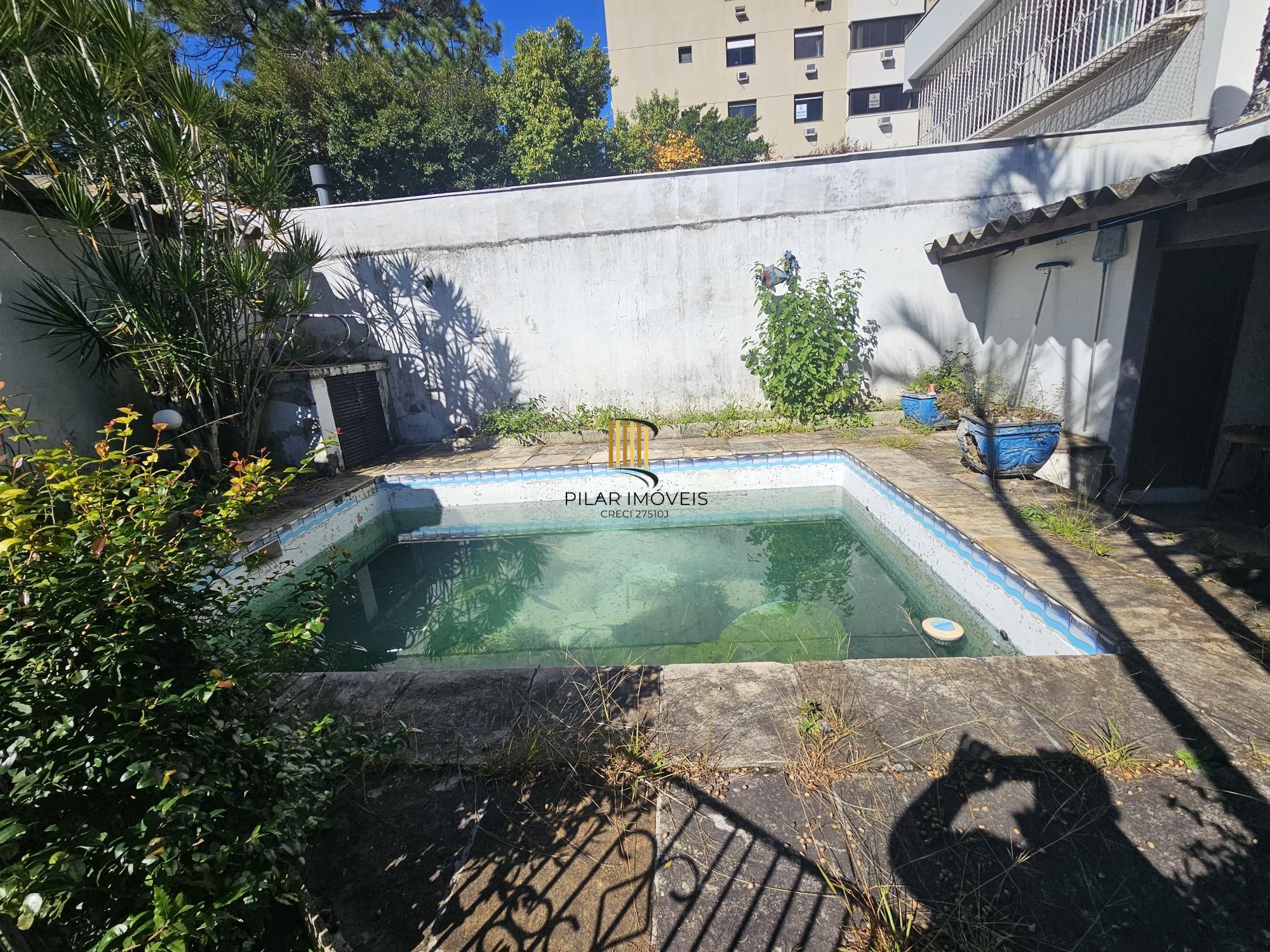 Casa 4 dormitórios no bairro São João
