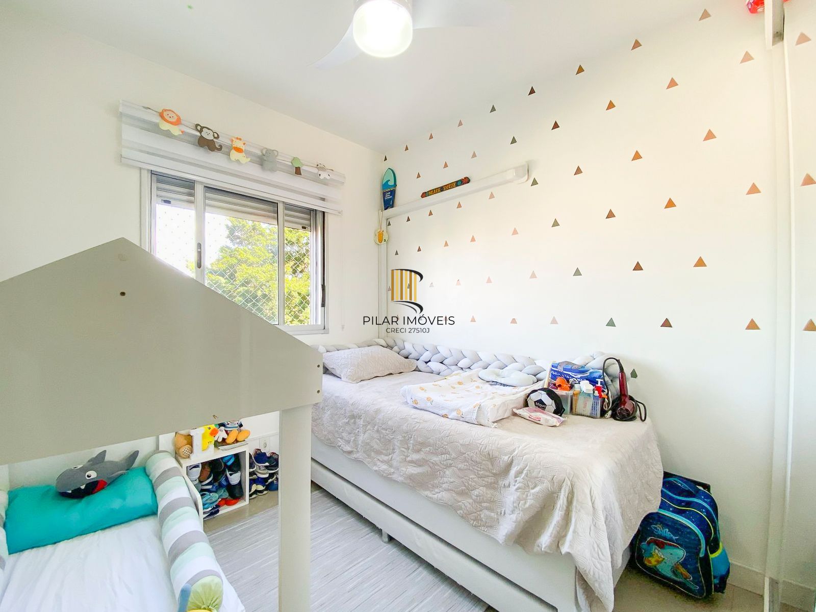 Apartamento / 2 Dormitórios / 1 Vaga / Semi mobiliado / Jardim Itu / Porto Alegre / RS