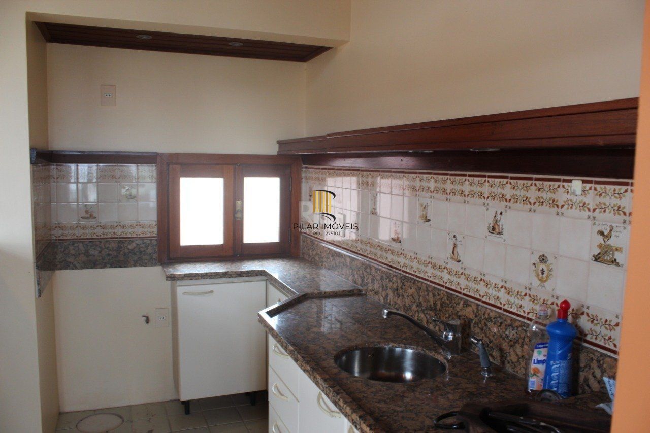 Casa Condominio para Venda - 379.23m², 4 dormitórios, sendo 1 suites, 2 vagas - Menino Deus