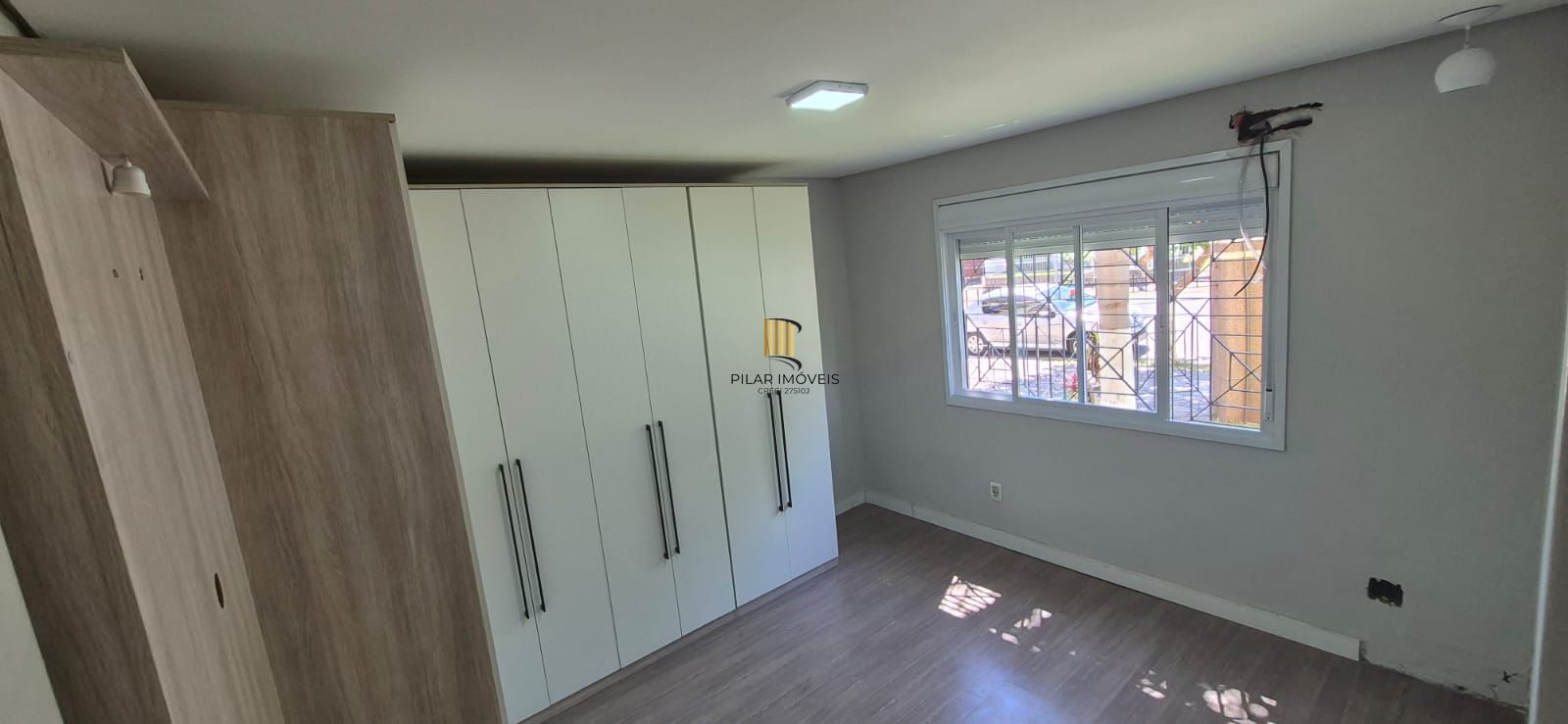 Apartamento 2 Dormiótios / Cond. fechado/ piscina/ excelente localização