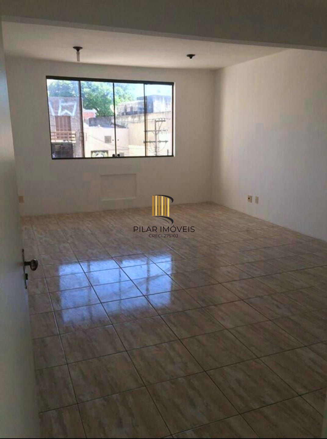 Prédio Comercial 8 dormitórios no bairro São João