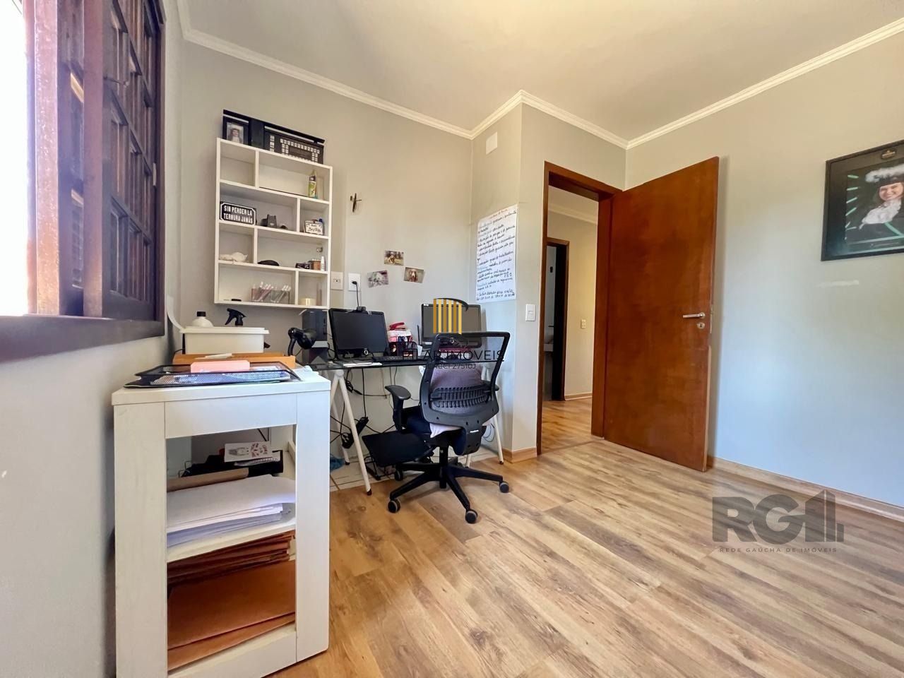 Casa 3 dormitórios no bairro Serraria