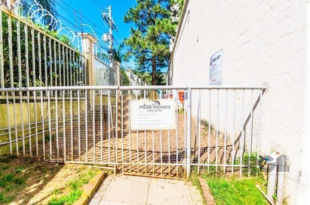 Apartamento com 2 quartos, sala, cozinha, sacada com churrasqueira e 1 vaga.