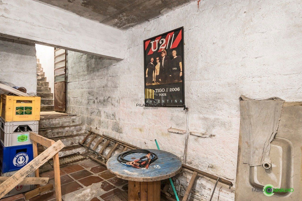 Casa para Venda - 168m², 3 dormitórios, sendo 1 suites, 3 vagas - Medianeira