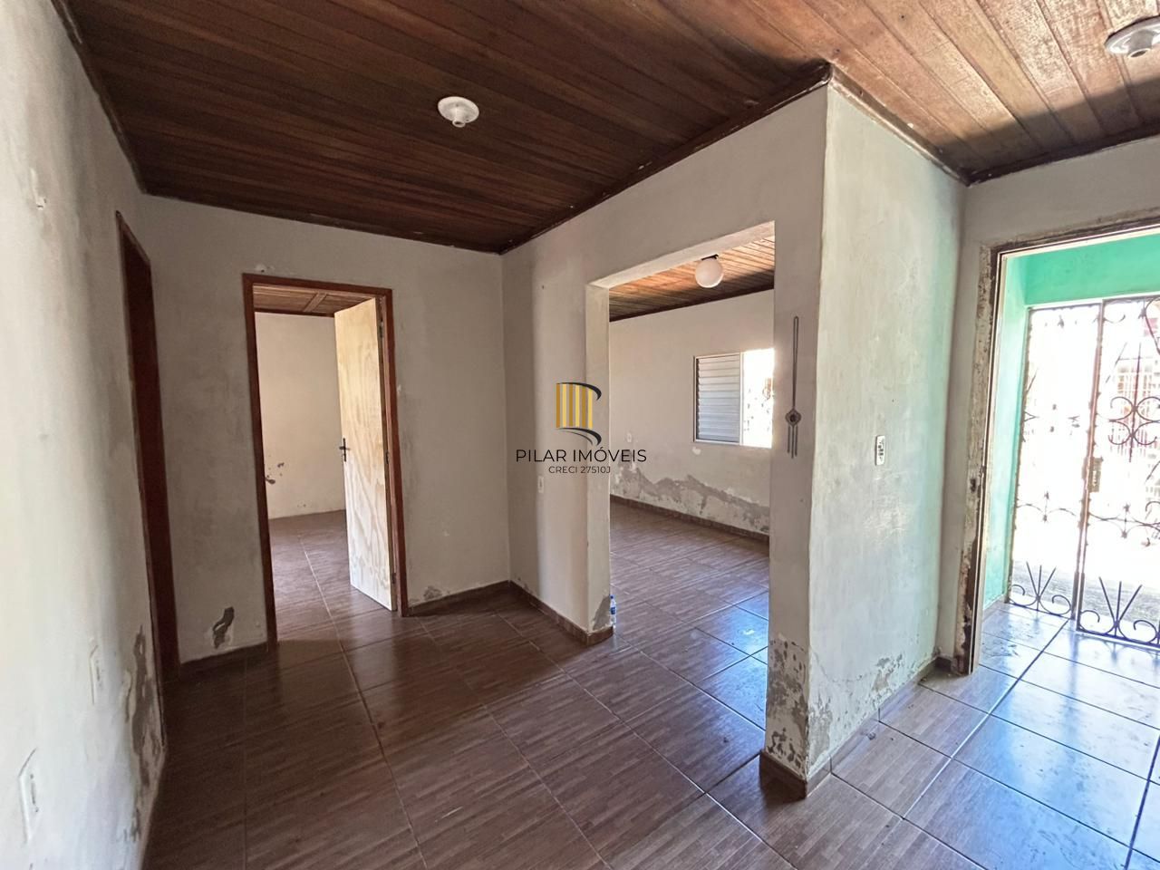 CASA COM 2 DORMITÓRIOS NO  BAIRRO FARRAPOS