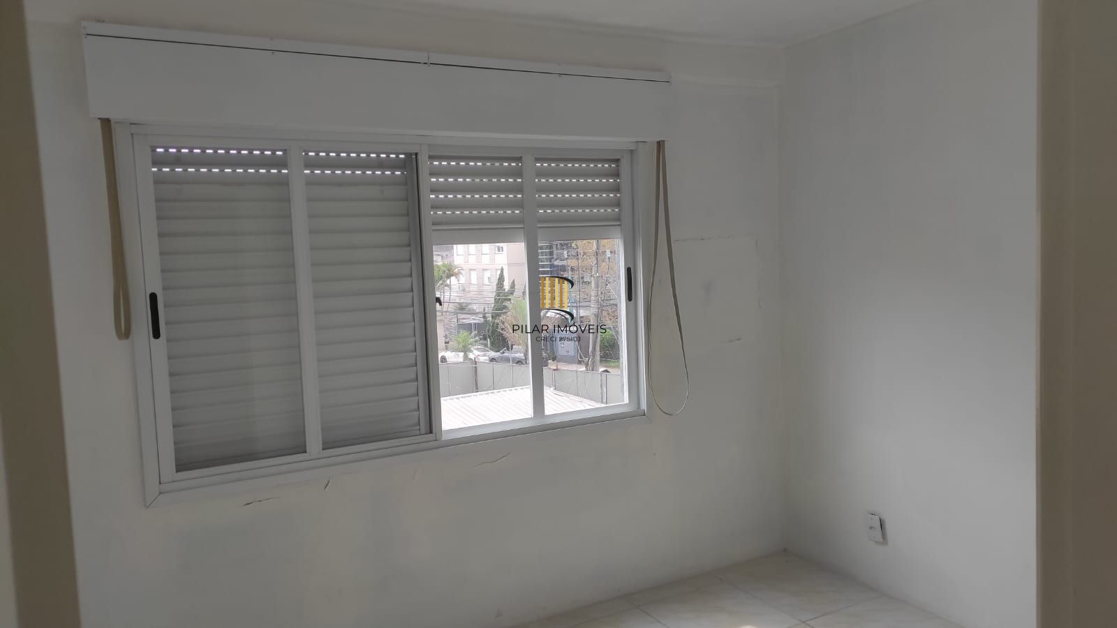 Apartamento rua Dr. Barcelos/ dois dormitorios/ garagem coberta