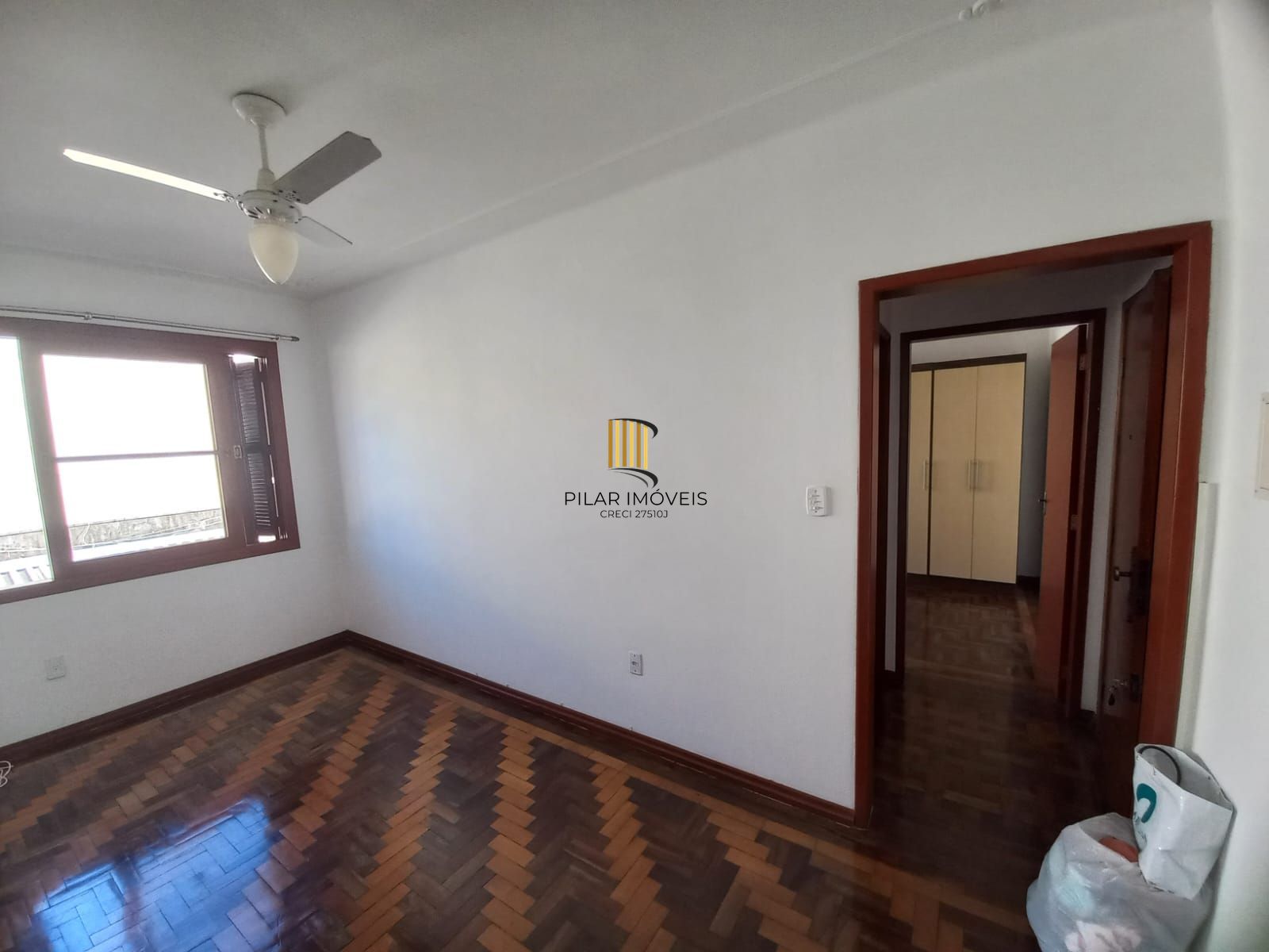 Apartamento a venda no Bairro Menino Deus / 1 Dorm. / Localização privilegiada - Pilar Imóveis