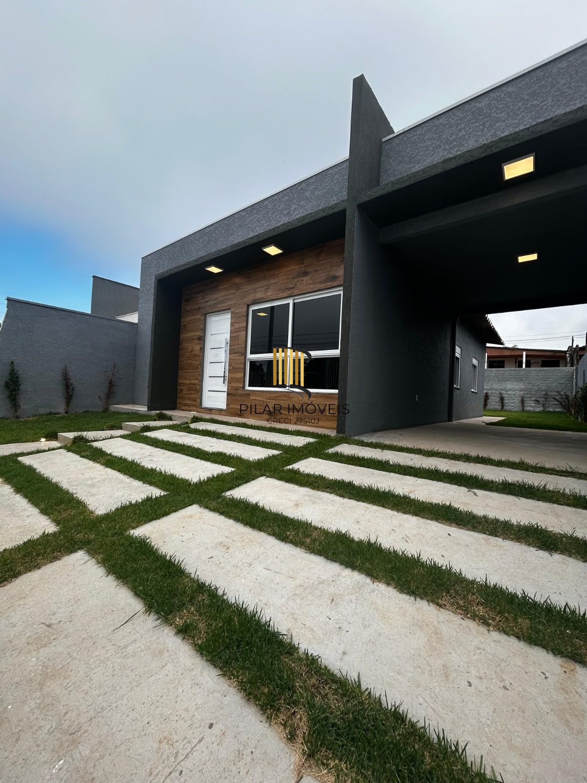 Casa a venda no bairro Parque Ipiranga - Gravatai