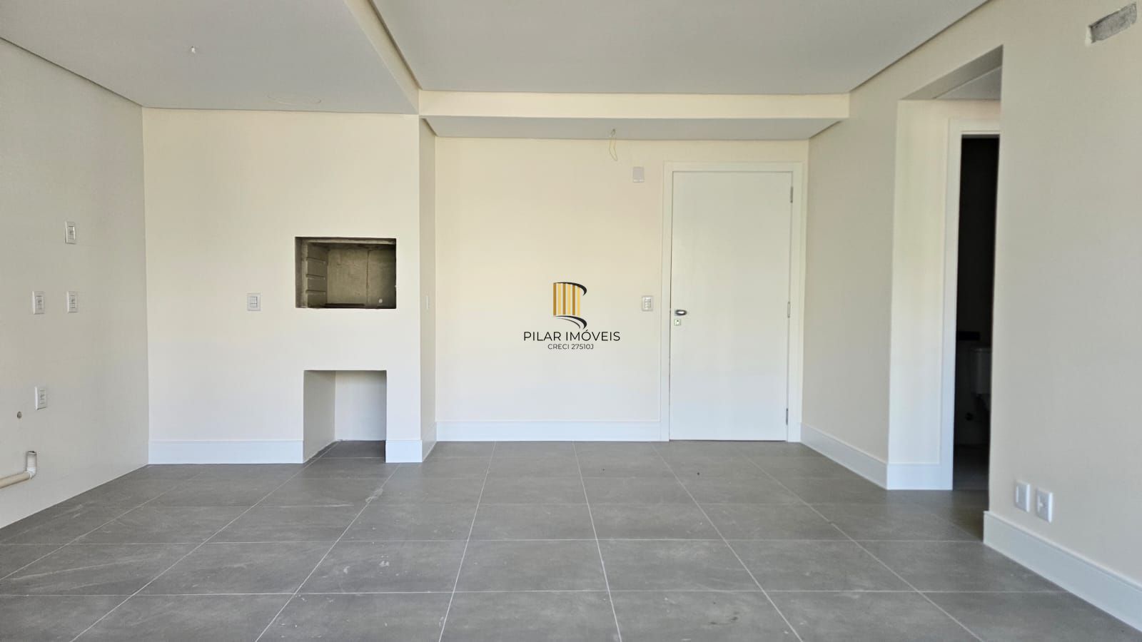 Apartamento Novo com 2 Vagas e Sacada na Chácara das Pedras