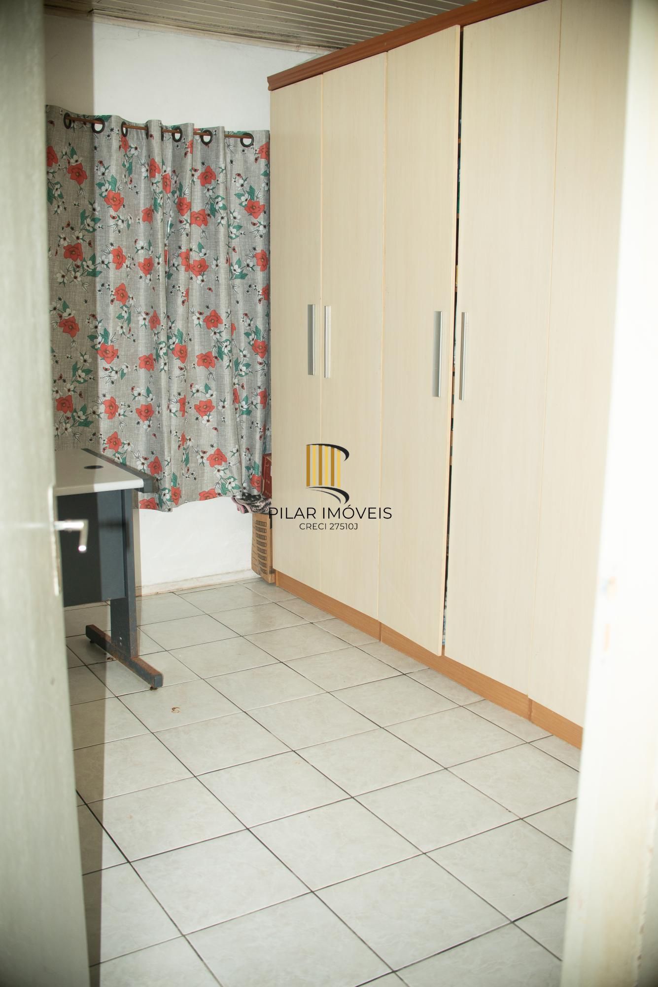 Casa de três dormitóros a venda