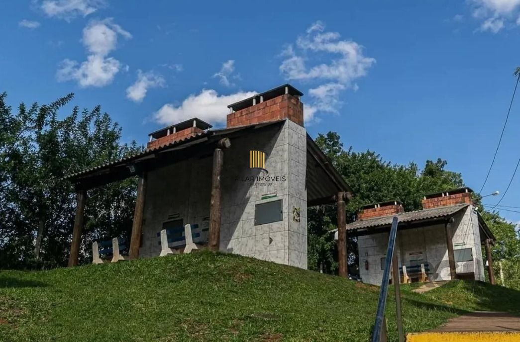 Apartamento 2 dormitórios no bairro Campo Novo