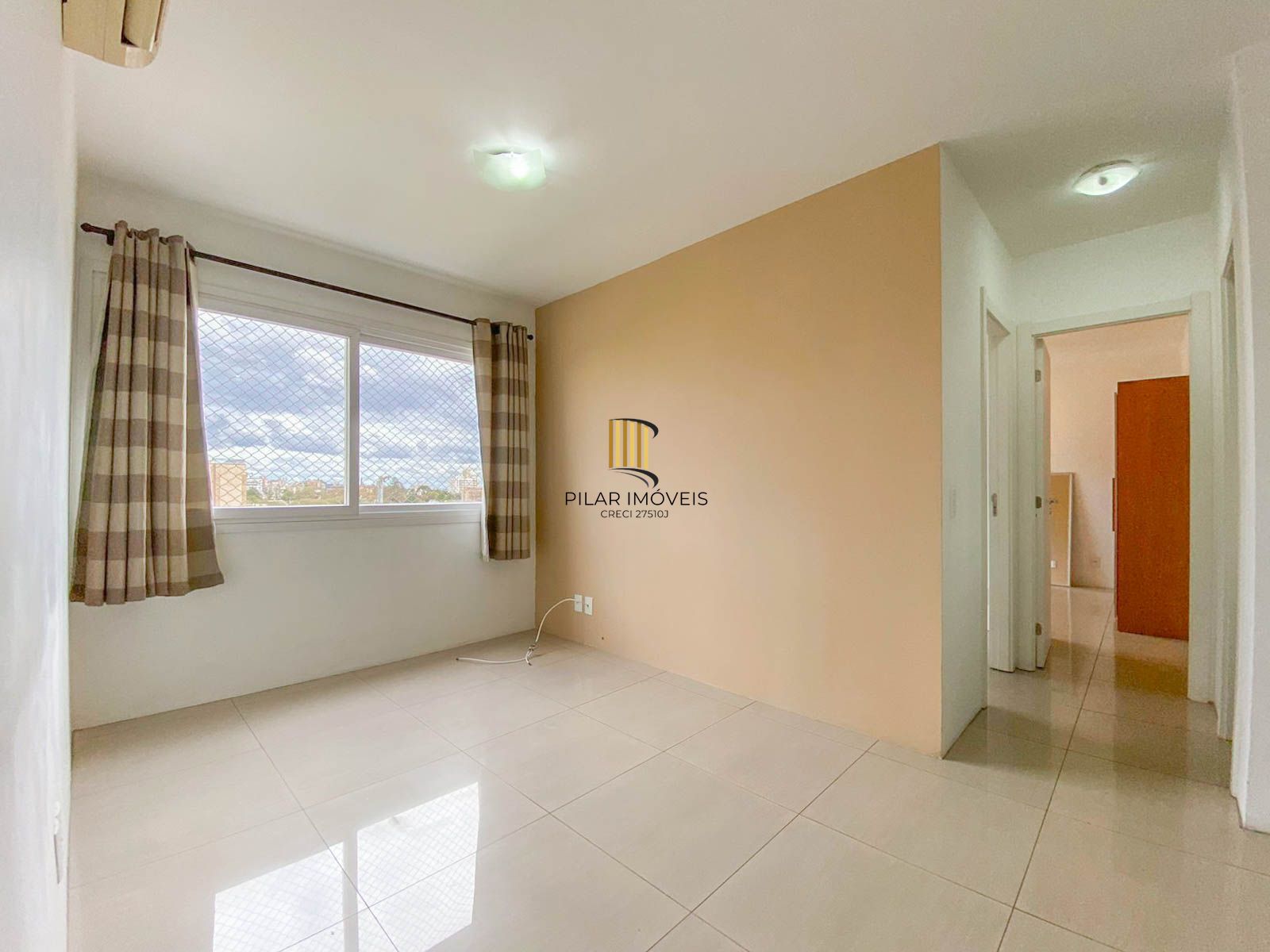 Apartamentos / 2 Dormitórios / 1 Suíte / 1 Vaga / São Sebastião / Porto Alegre / RS