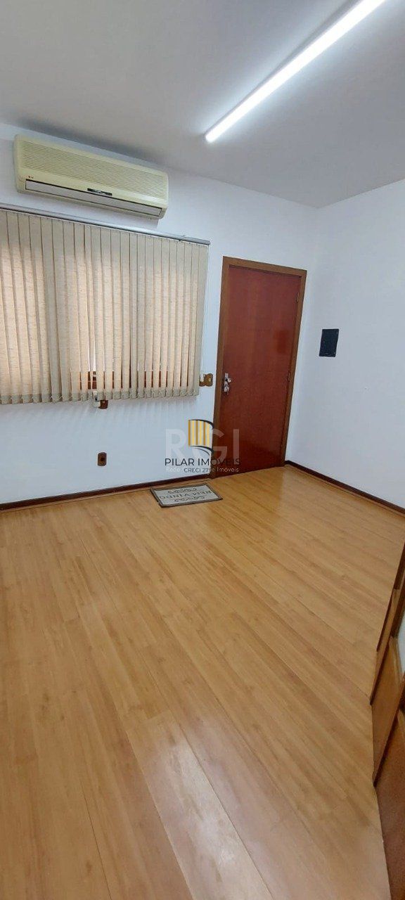 Ampla Sala Comercial, 2º andar, de fundos na Benjamin constant 